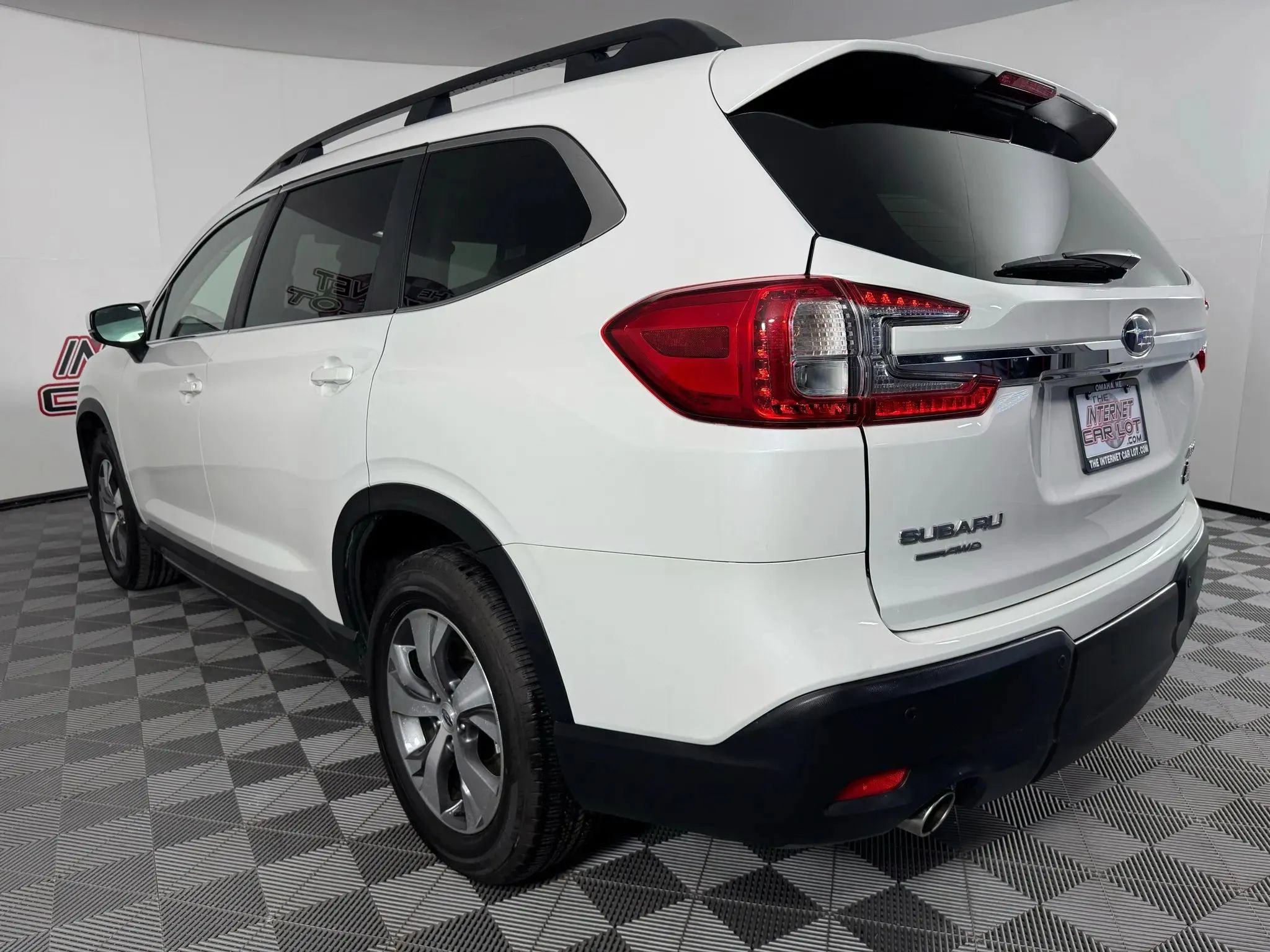 Used 2025 Subaru Ascent Premium AWD/4WD image 26