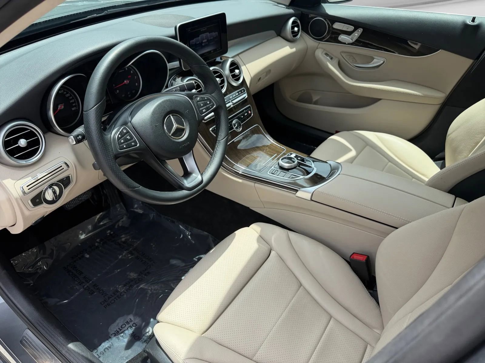 Used 2017 Mercedes-Benz C 300 Sedan image 16