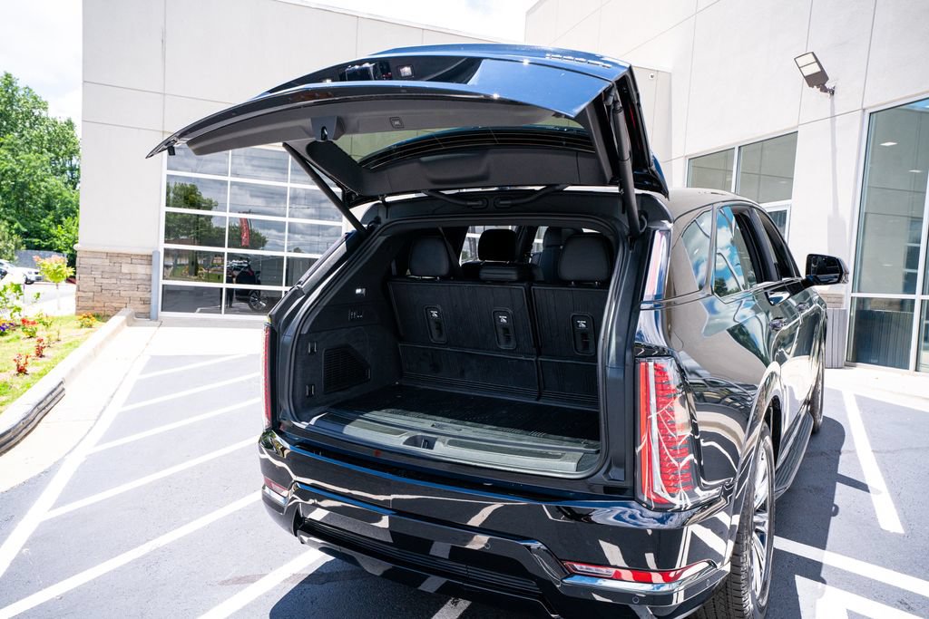 Used 2026 Cadillac Escalade IQ Sport 1 w/ LPO, Floor Liner Package AWD/4WD image 52
