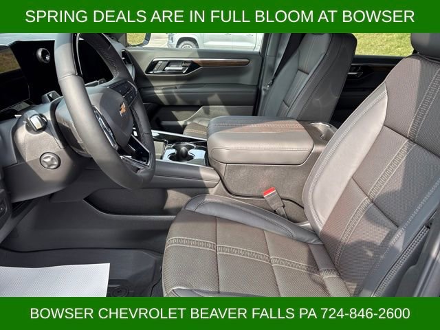 New 2026 Chevrolet Suburban High Country image 4