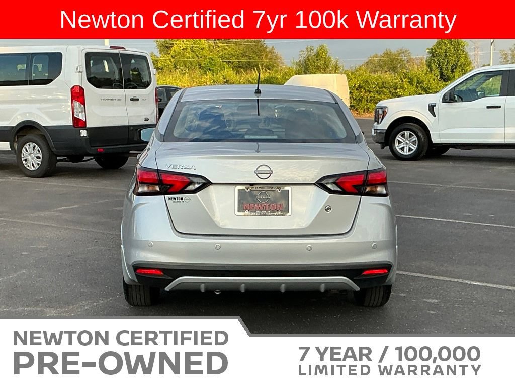 Used 2025 Nissan Versa S w/ Trunk Package FWD image 5