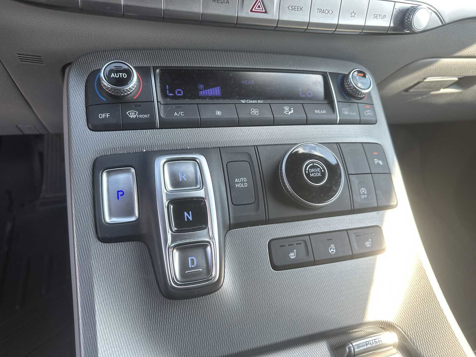 Certified 2022 Hyundai Palisade SEL w/ 8P Bench Seat Package image 20