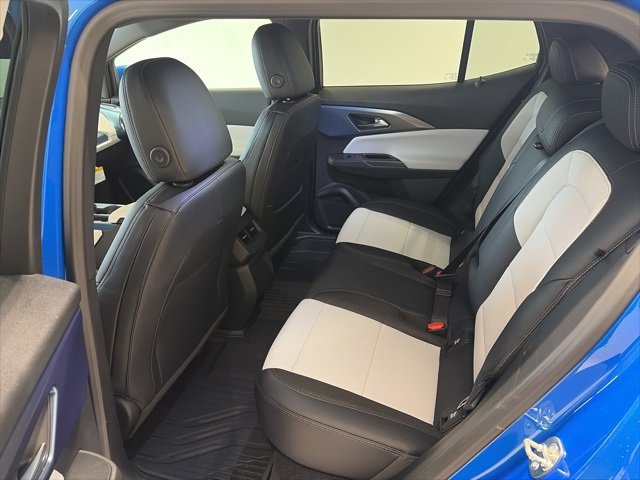 New 2026 Chevrolet Equinox EV LT image 12