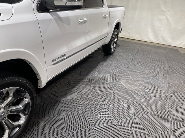 Used 2022 RAM 1500 Limited w/ Body-Colour Bumper Group image 33