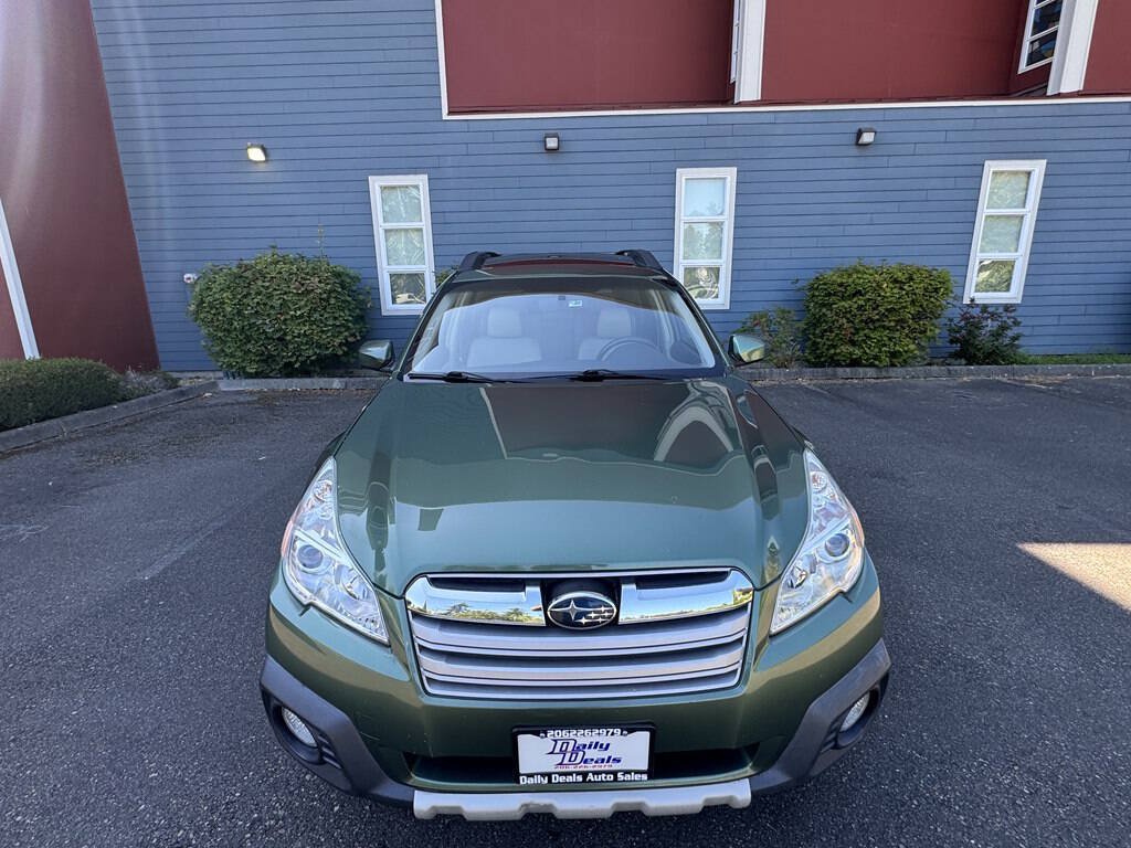 Used 2014 Subaru Outback 2.5i Limited AWD/4WD image 8