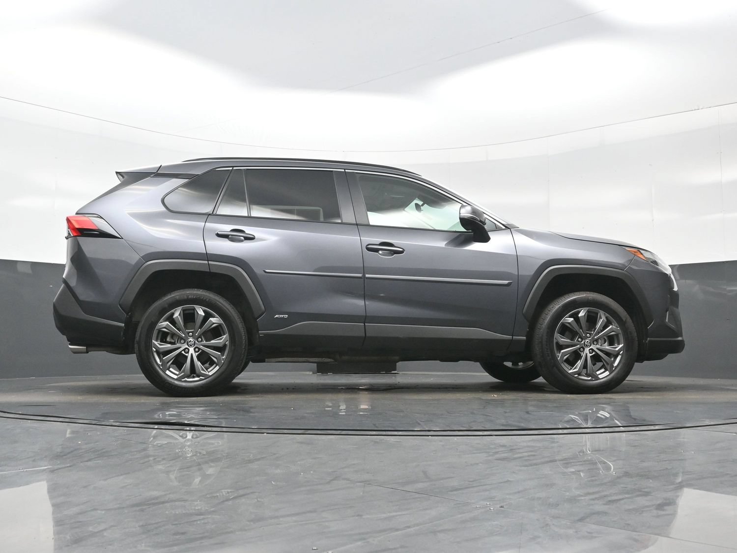 Used 2025 Toyota RAV4 XLE Premium w/ Weather Package AWD/4WD image 35