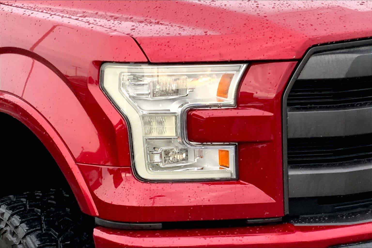 Used 2017 Ford F150 Lariat w/ Equipment Group 502A Luxury AWD/4WD image 25
