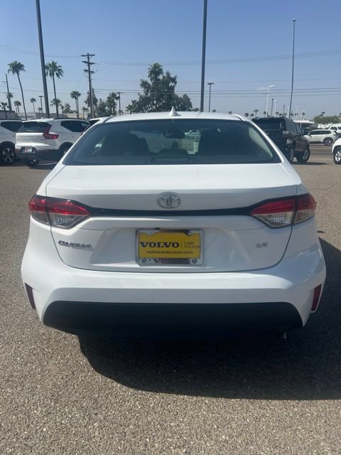 Used 2025 Toyota Corolla LE FWD image 4