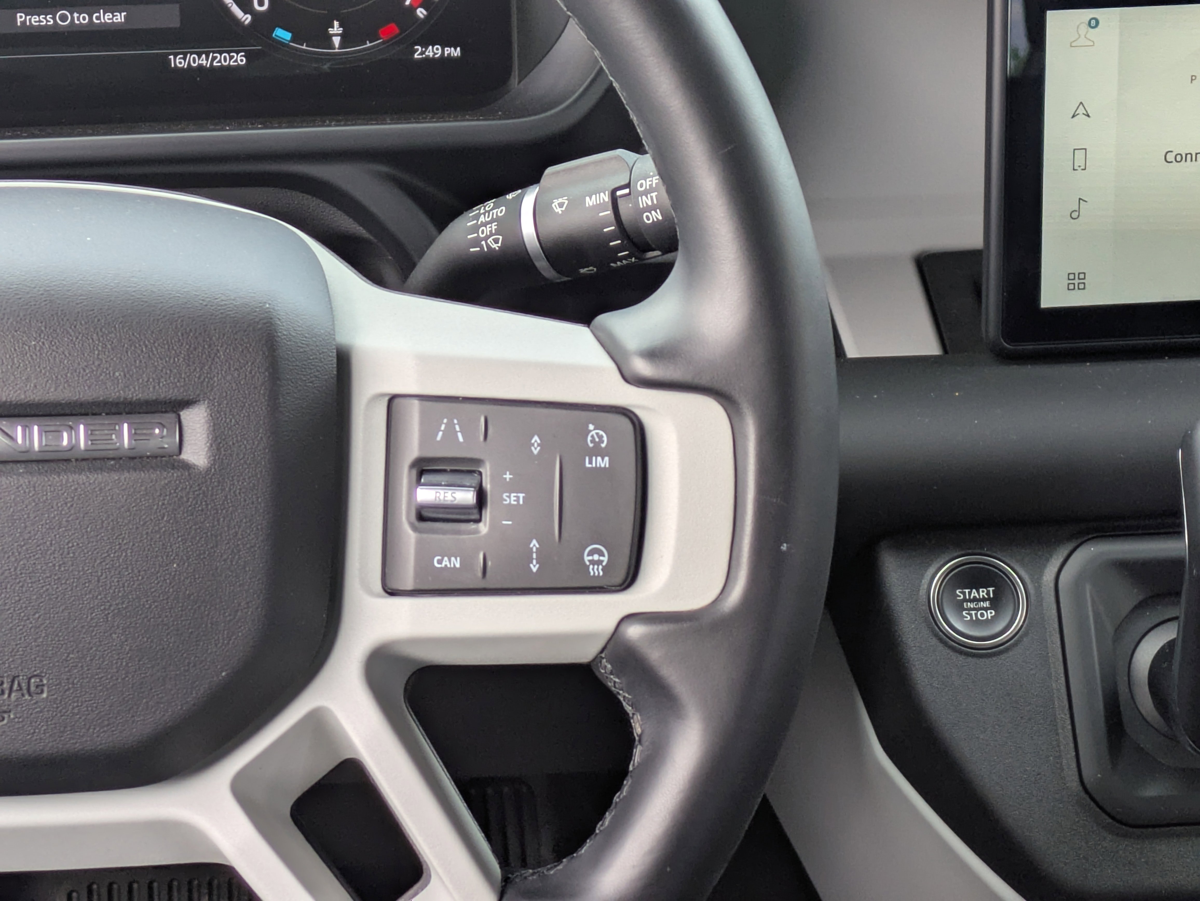 Used 2024 Land Rover Defender 110 S image 22