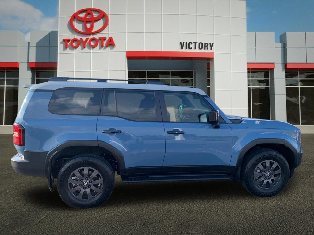 Used 2025 Toyota Land Cruiser w/ Premium Package AWD/4WD image 2