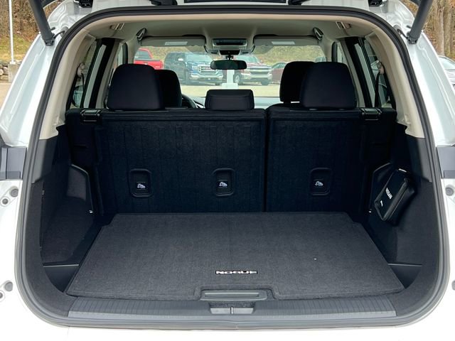 New 2026 Nissan Rogue SV w/ Cold Weather Package image 32