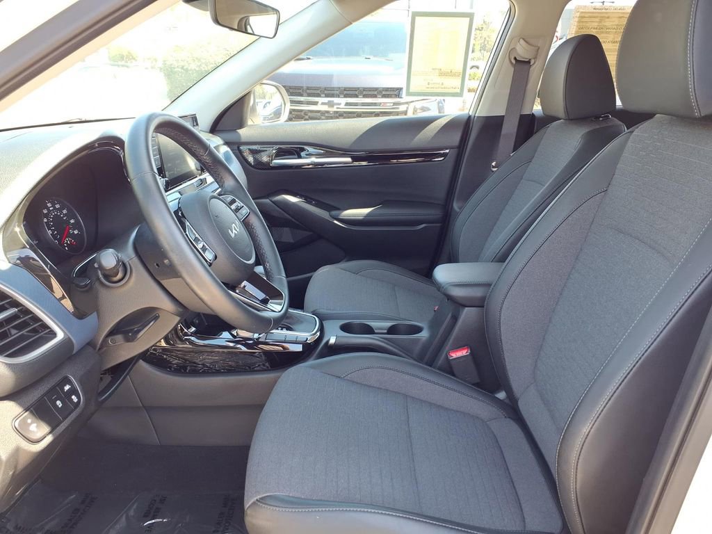 Certified 2023 Kia Seltos S FWD image 8