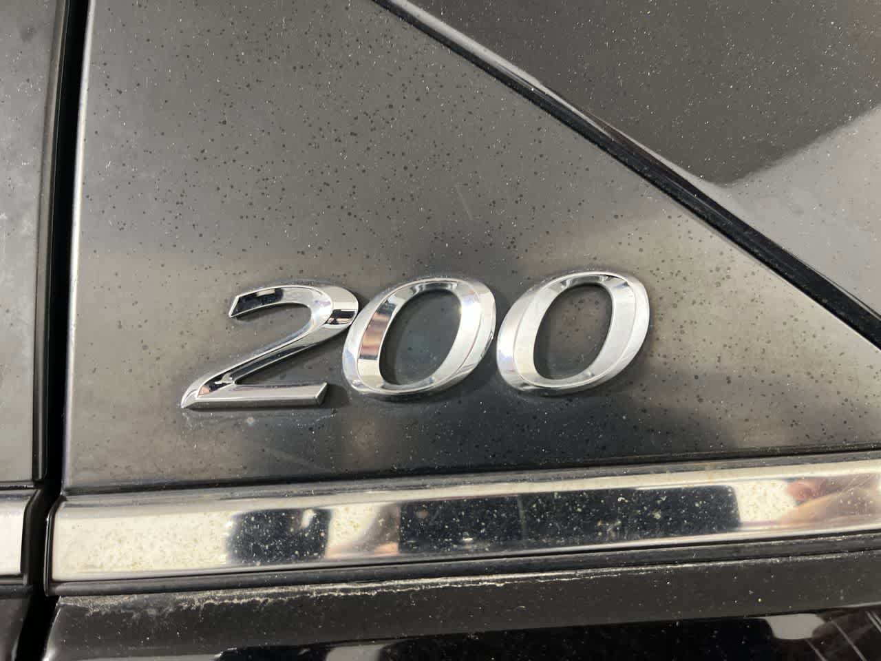 Used 2012 Chrysler 200 Limited FWD image 11