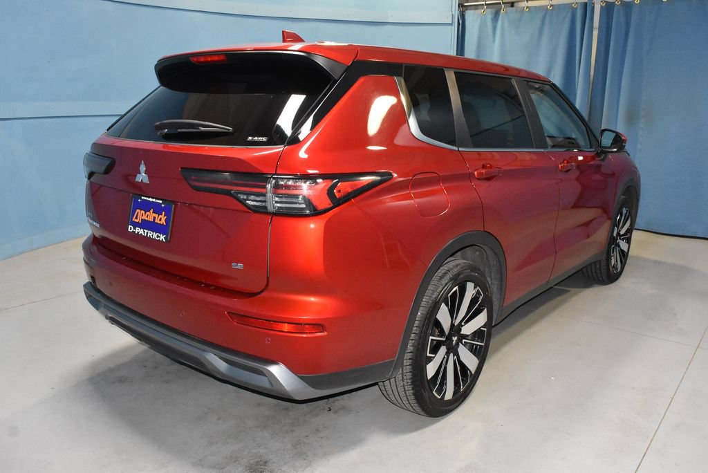 Used 2025 Mitsubishi Outlander SE AWD/4WD image 26
