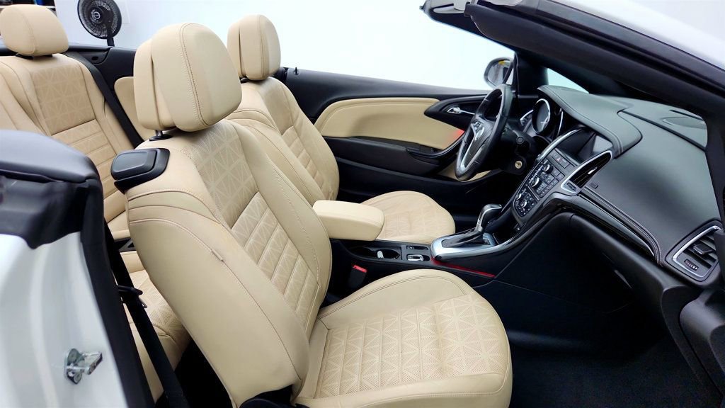 Used 2018 Buick Cascada Premium image 25