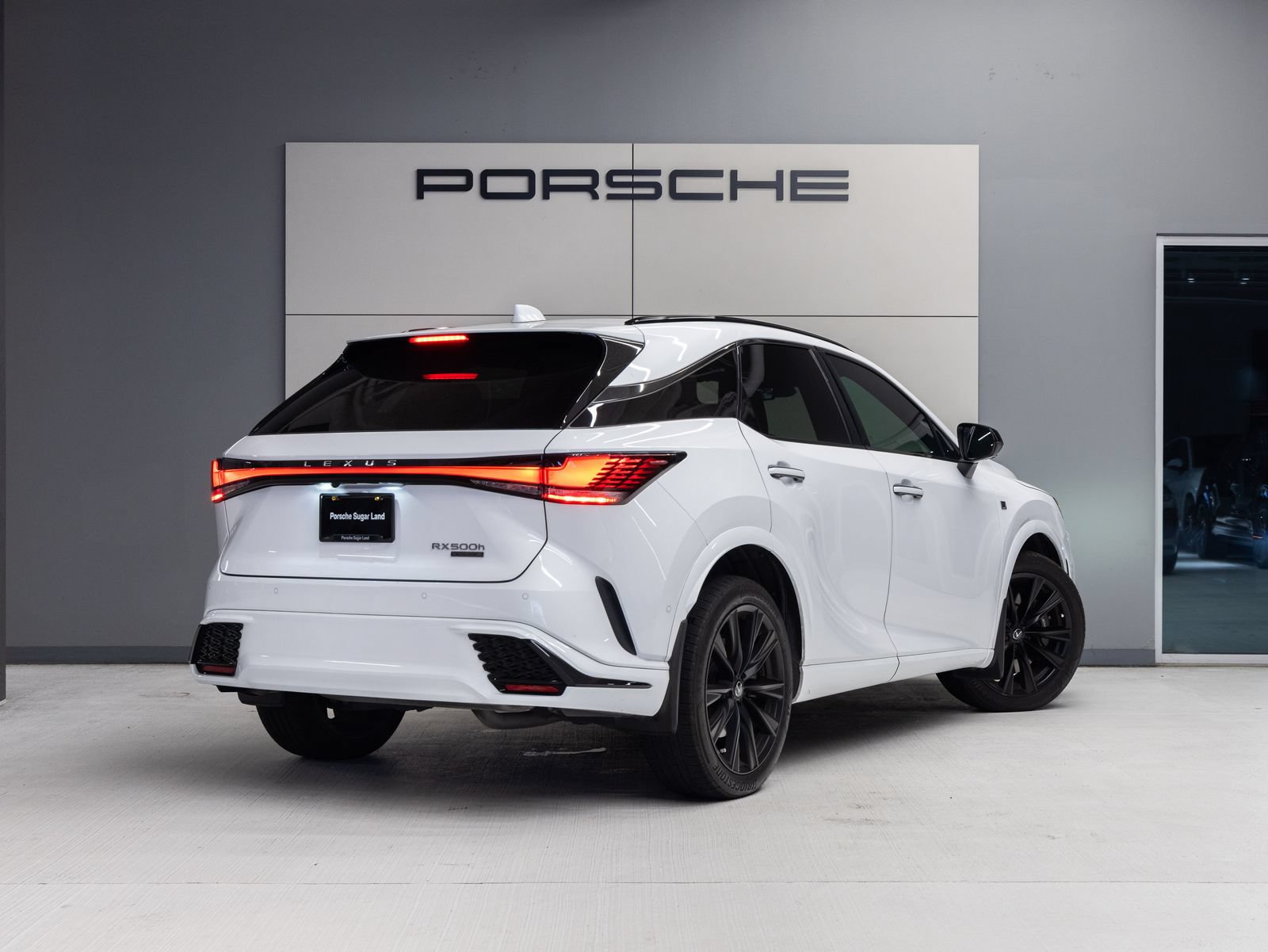 Used 2024 Lexus RX 500h F Sport w/ Convenience Package AWD/4WD image 7