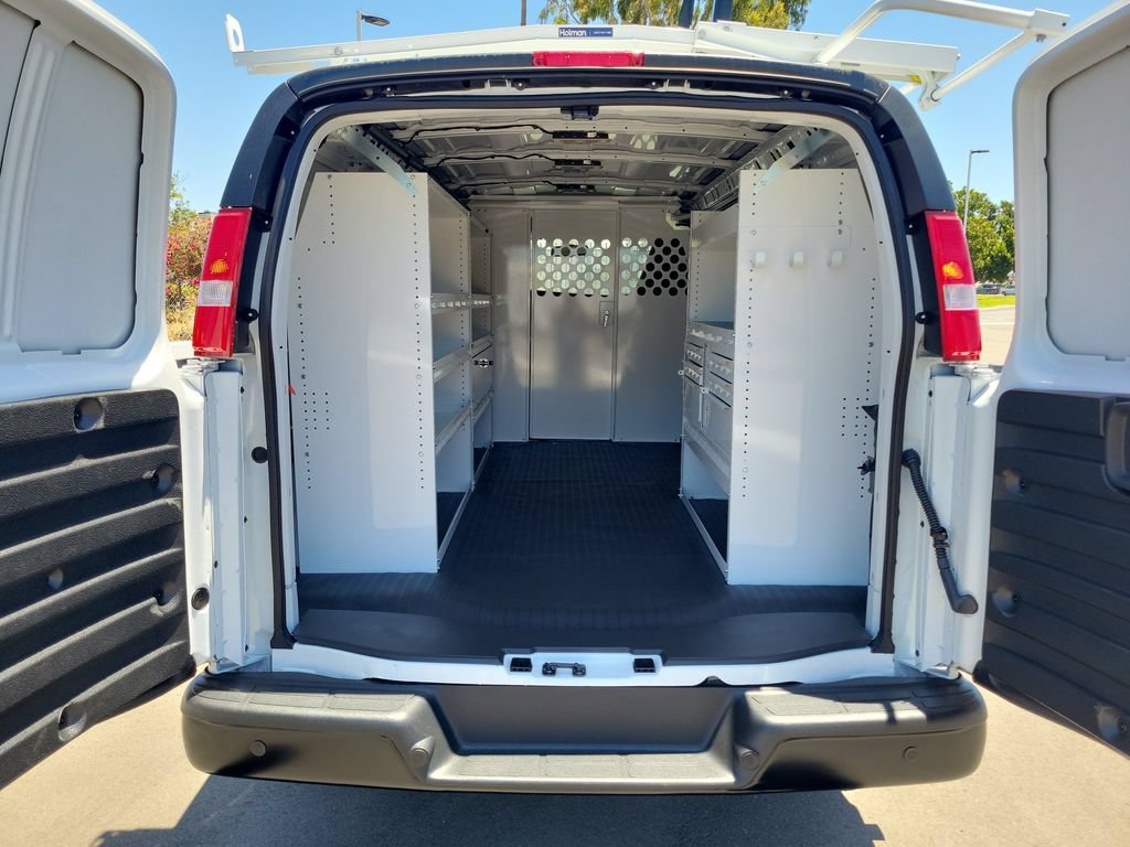 New 2026 Chevrolet Express 2500 w/ Driver Convenience Package RWD image 20