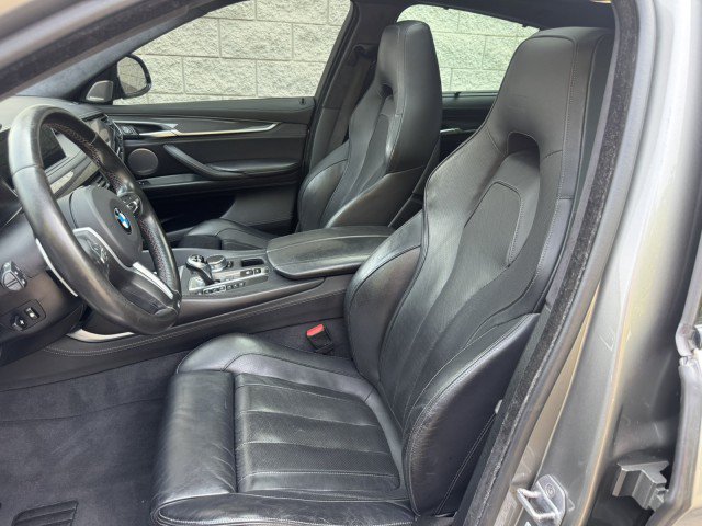 Used 2017 BMW X6 M AWD/4WD image 7