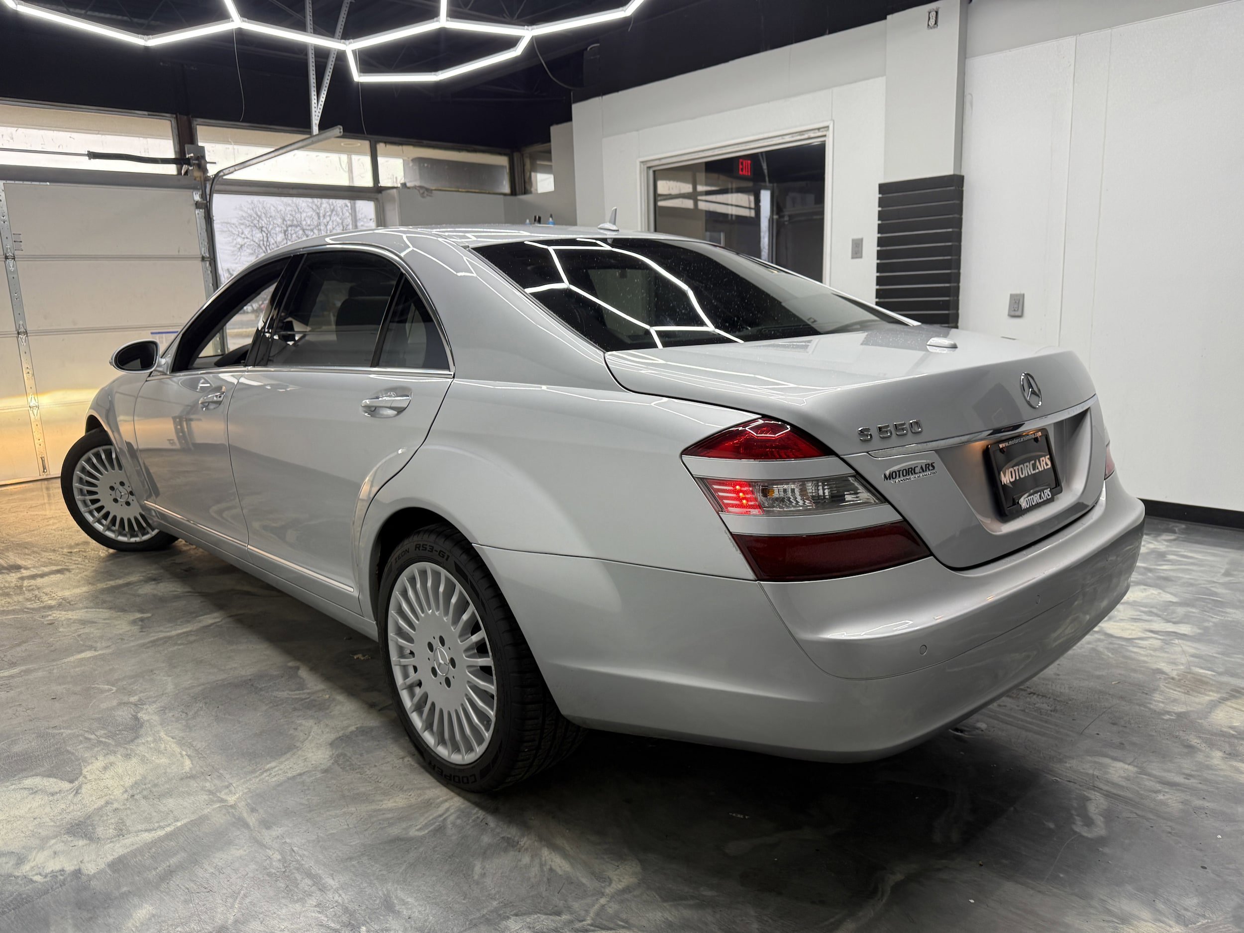 Used 2007 Mercedes-Benz S 550 4MATIC image 5
