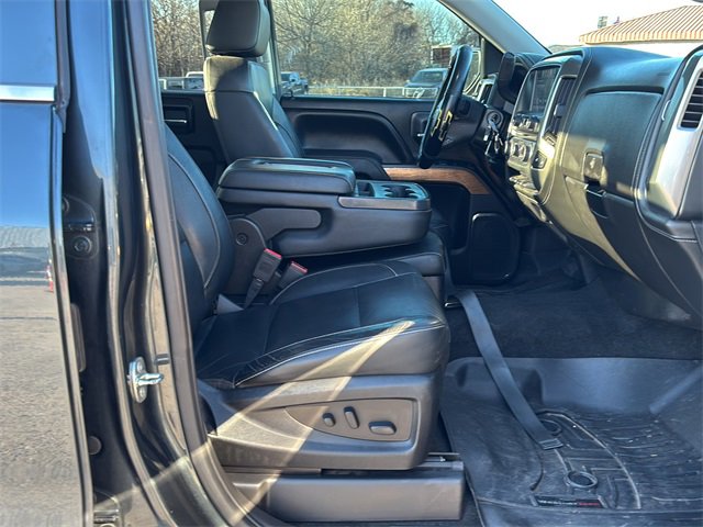 Used 2018 Chevrolet Silverado 1500 LTZ image 11