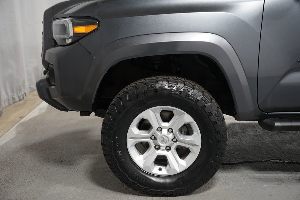 Certified 2022 Toyota Tacoma TRD Sport w/ TRD Premium Sport Package image 5