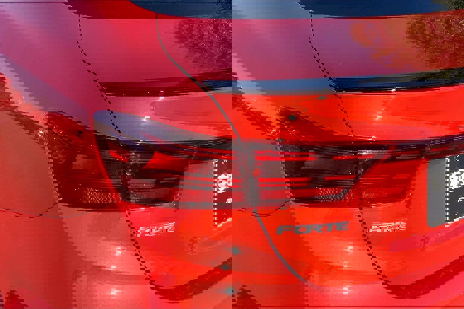 Used 2022 Kia Forte GT-Line w/ GT-Line Premium Package image 26