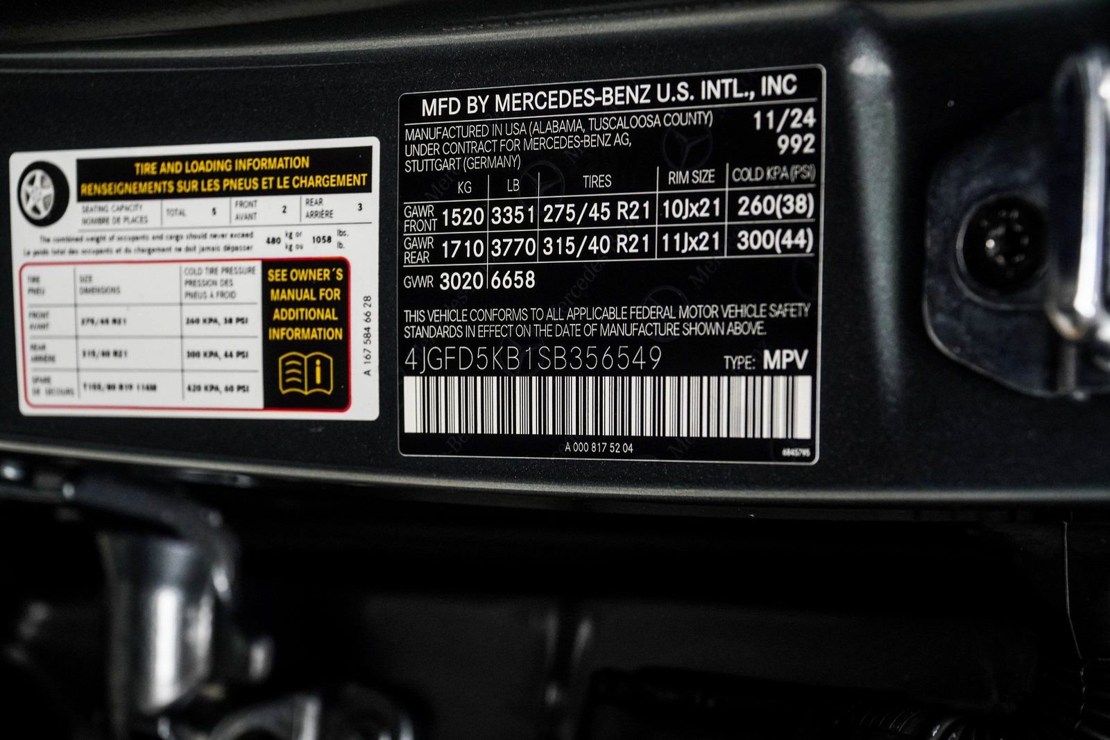 Used 2025 Mercedes-Benz GLE 450 4MATIC Coupe w/ Driver Assistance Package image 43