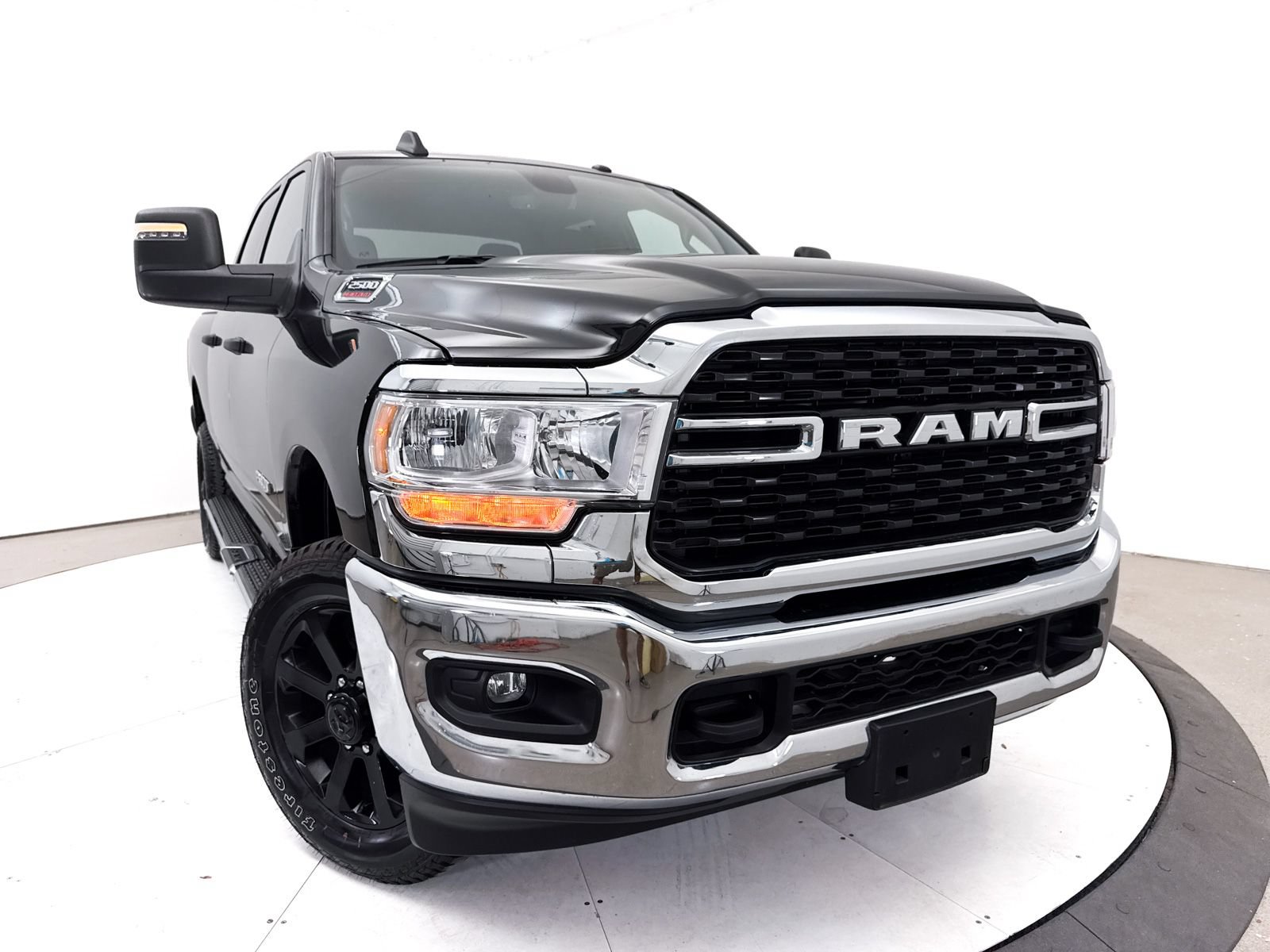 Used 2024 RAM 2500 Big Horn w/ Bed Utility Group AWD/4WD image 7