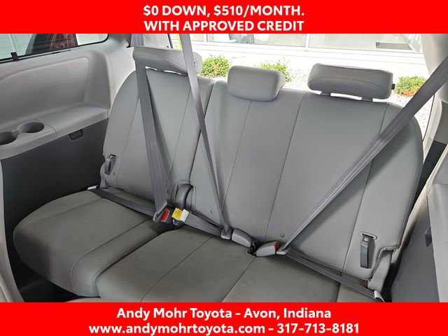 Used 2017 Toyota Sienna XLE Premium image 33