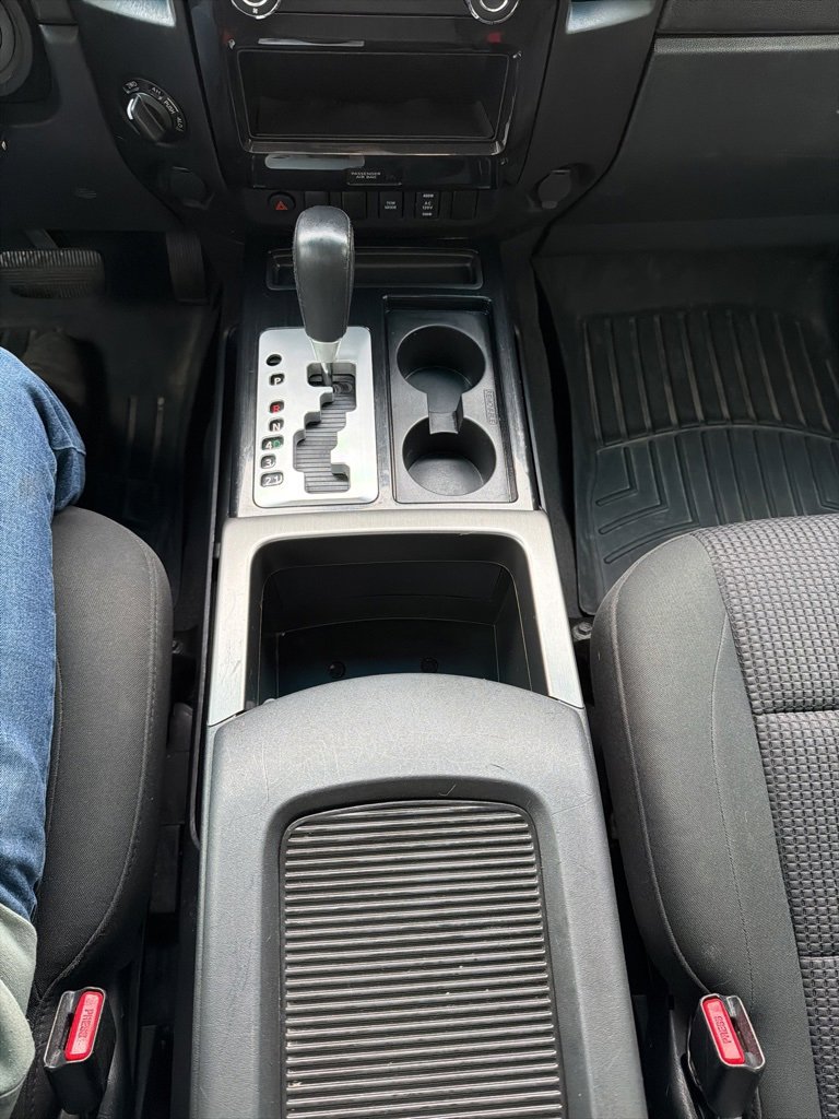 Used 2015 Nissan Titan SV w/ SV Value Truck Package image 21