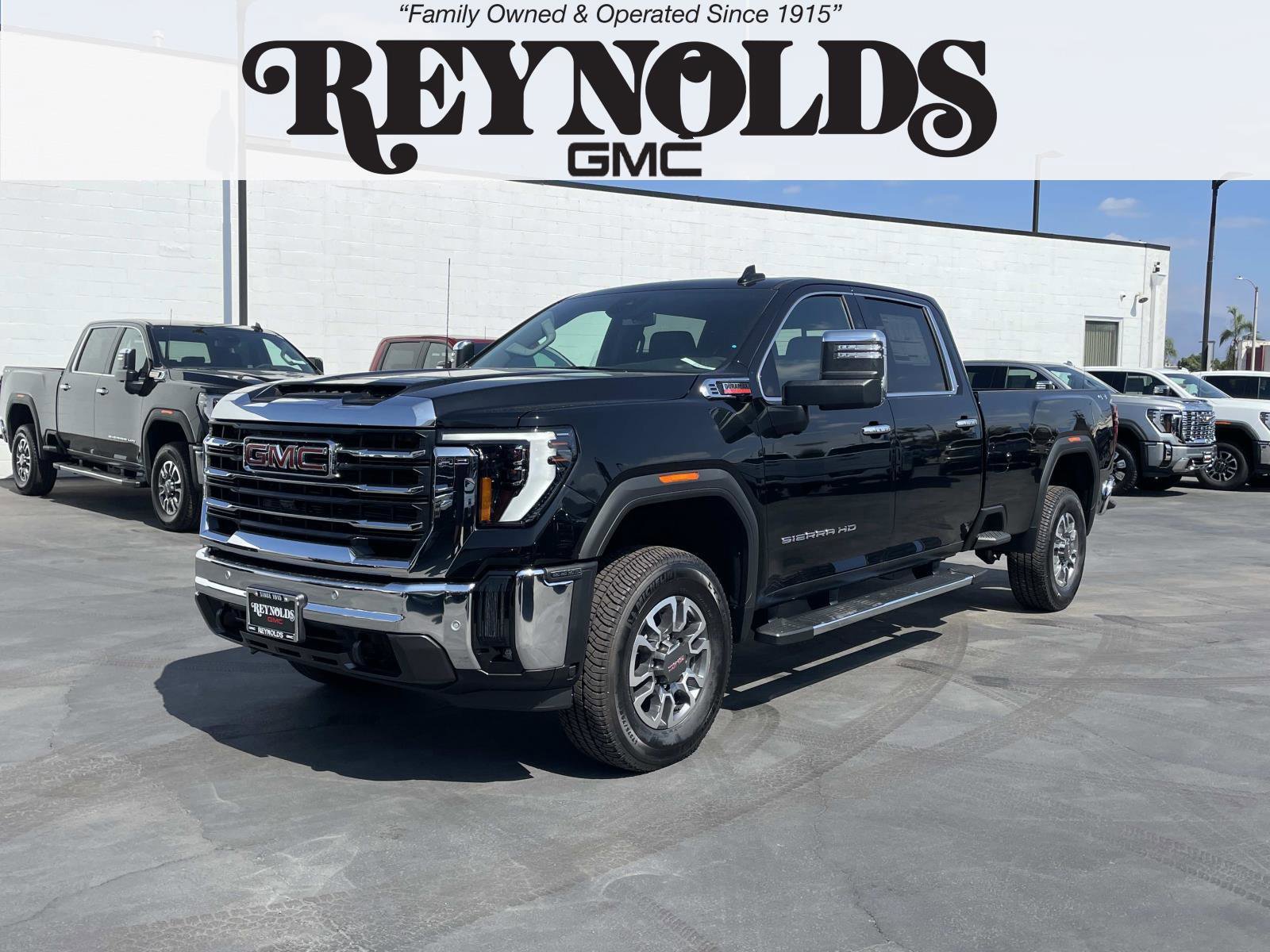 New 2025 GMC Sierra 3500 SLT w/ SLT Premium Package