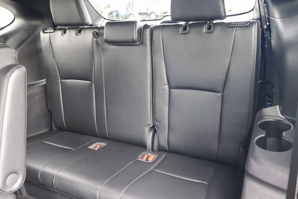 Used 2022 Toyota Highlander XSE FWD image 22
