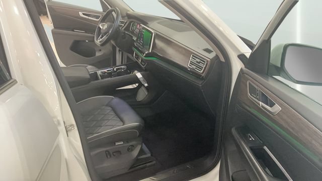 Certified 2026 Volkswagen Atlas SEL Premium R-Line AWD/4WD image 13