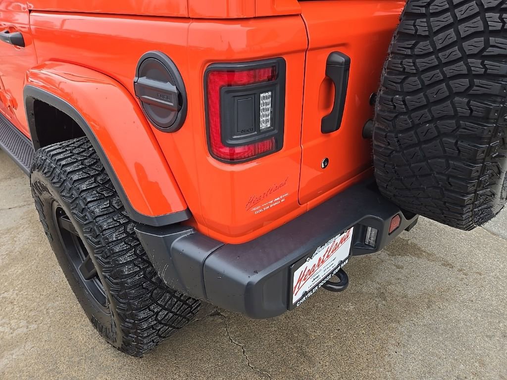 Used 2020 Jeep Wrangler Unlimited Sahara w/ Uconnect 4C Nav & Sound Group image 24