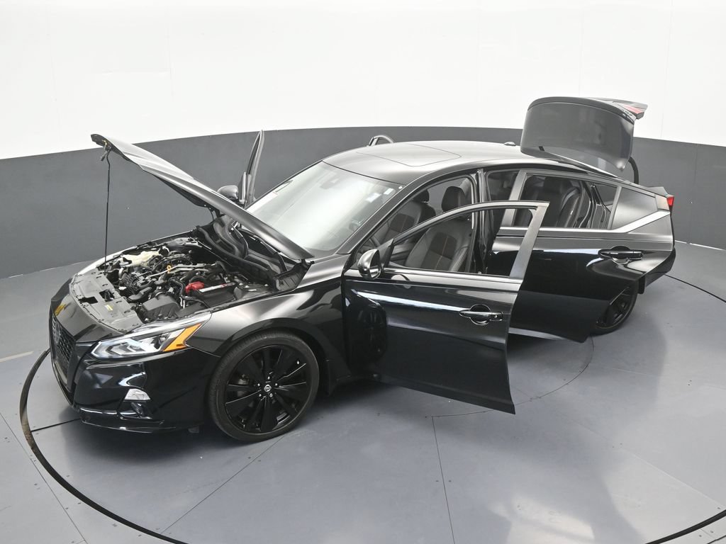 Used 2022 Nissan Altima 2.5 SR w/ Midnight Edition Package FWD image 61