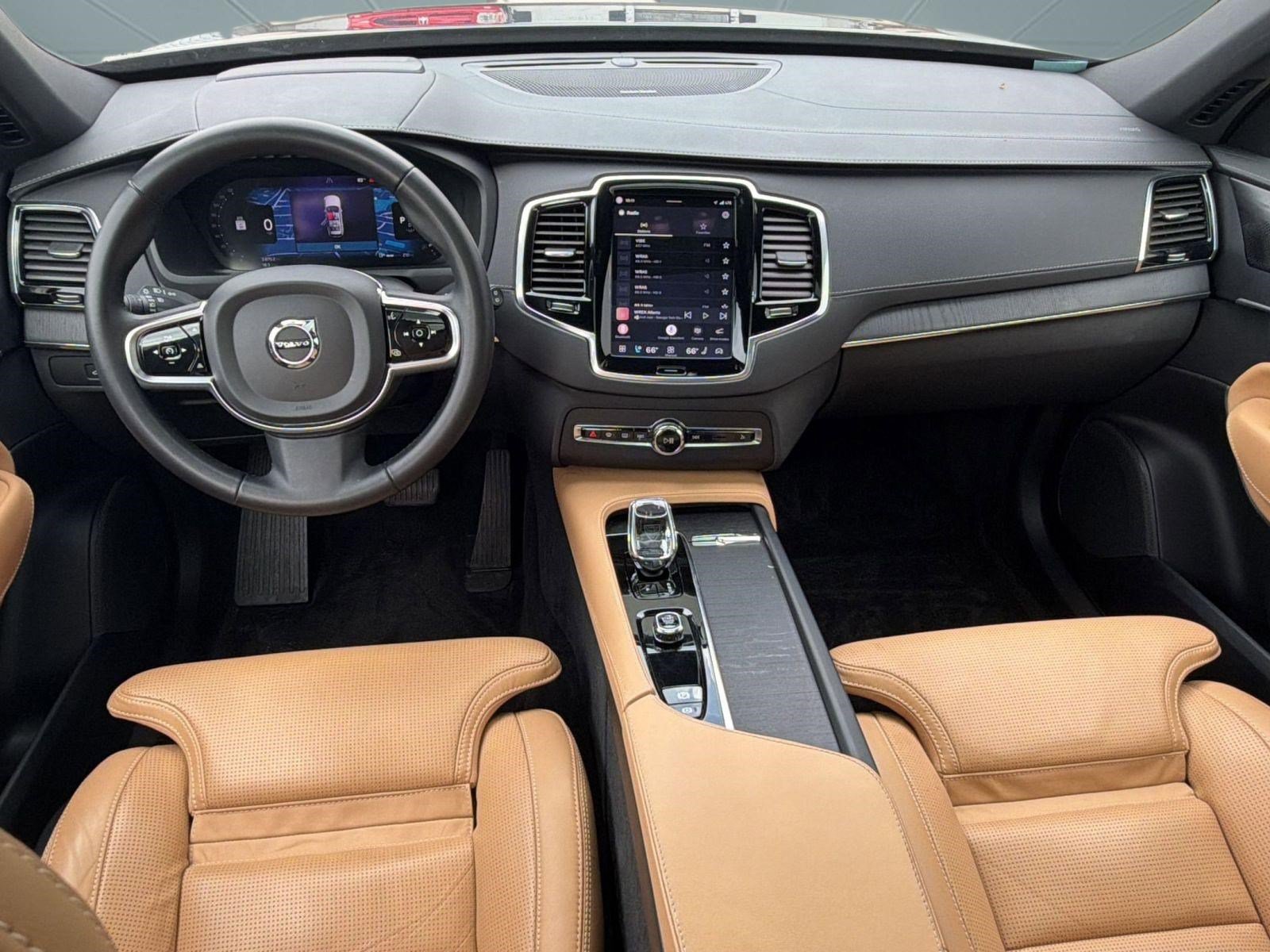 Certified 2023 Volvo XC90 B6 Ultimate w/ Protection Package Premier AWD/4WD image 17
