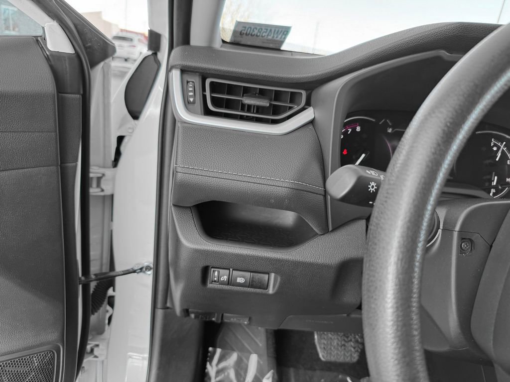 Used 2024 Toyota RAV4 LE image 13