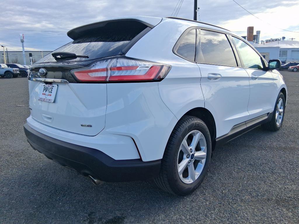 Used 2020 Ford Edge SE image 5