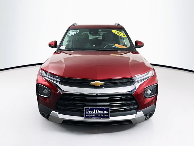 Used 2023 Chevrolet TrailBlazer LT w/ Convenience Package FWD image 2