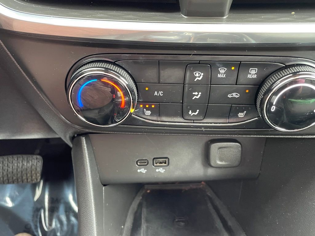 Used 2024 Buick Encore GX Preferred w/ Comfort Package image 18