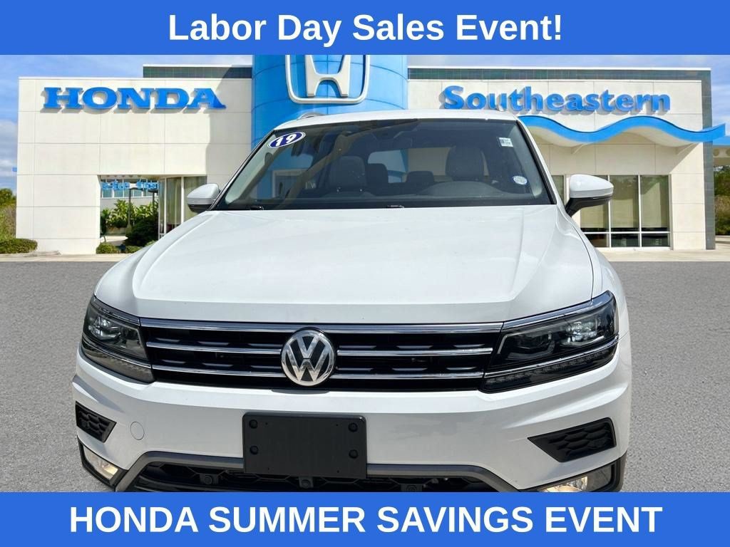 Used 2019 Volkswagen Tiguan SEL Premium AWD/4WD image 2