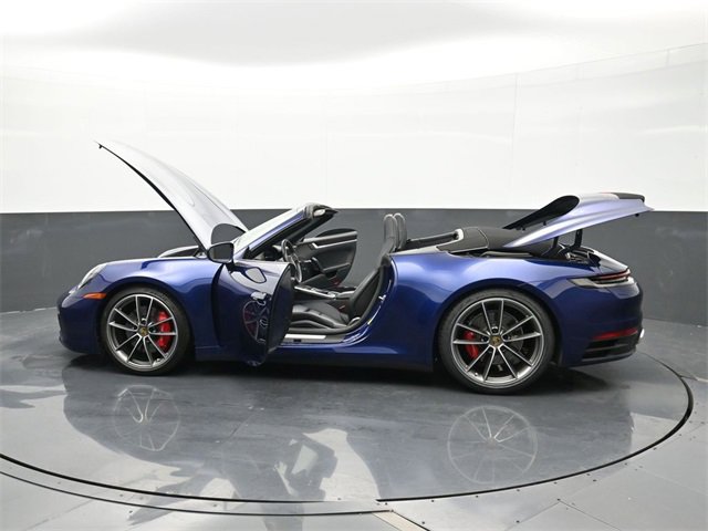 Used 2020 Porsche 911 Carrera S image 31