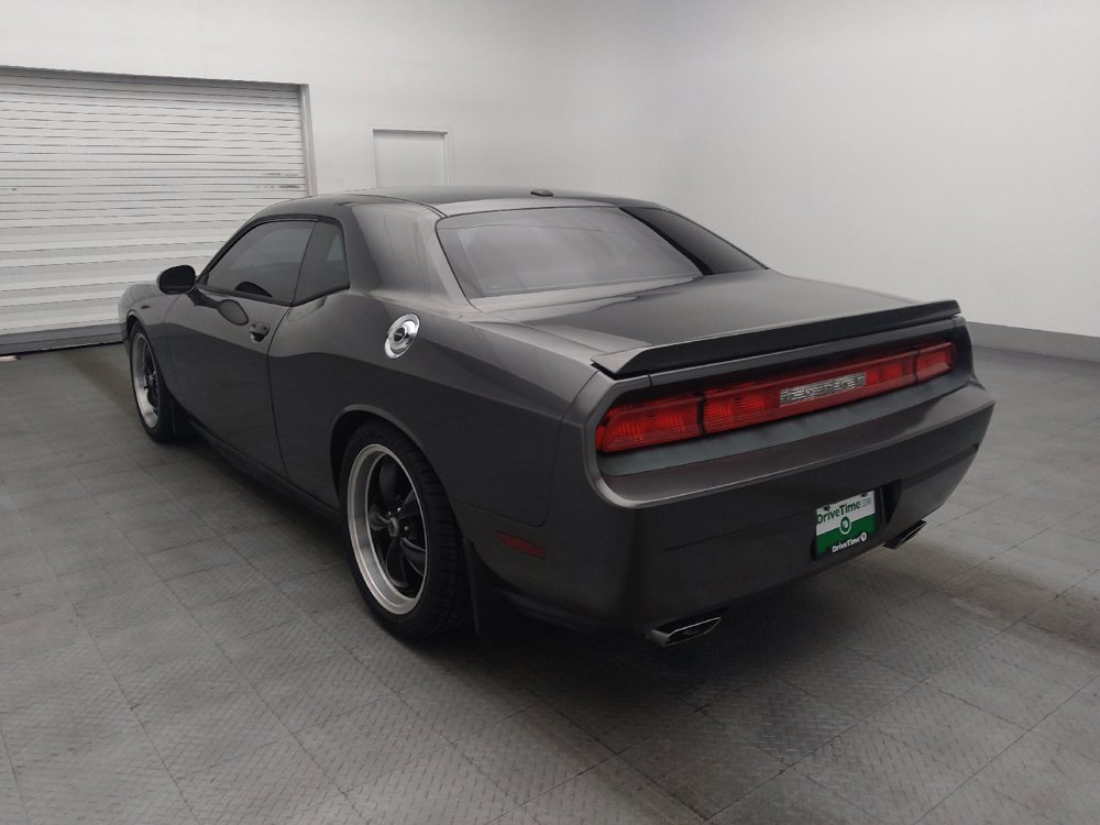 Used 2014 Dodge Challenger SXT w/ Sport Appearance Package RWD image 5
