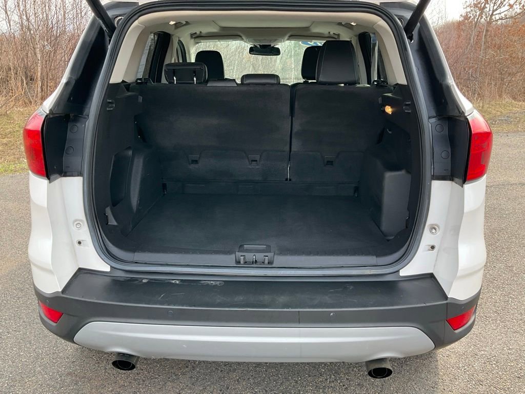 Used 2019 Ford Escape SEL image 22
