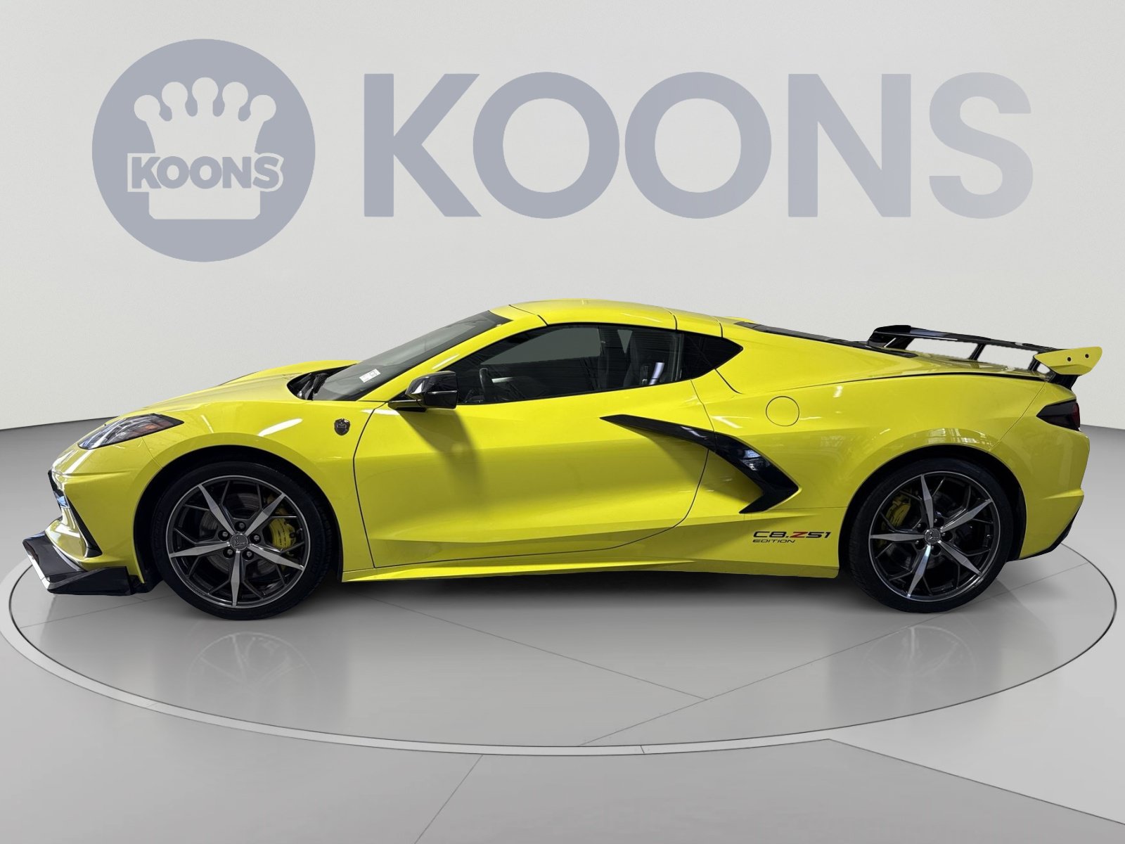 Used 2020 Chevrolet Corvette Stingray Premium Cpe w/ 3LT Preferred Equipment Group RWD image 7