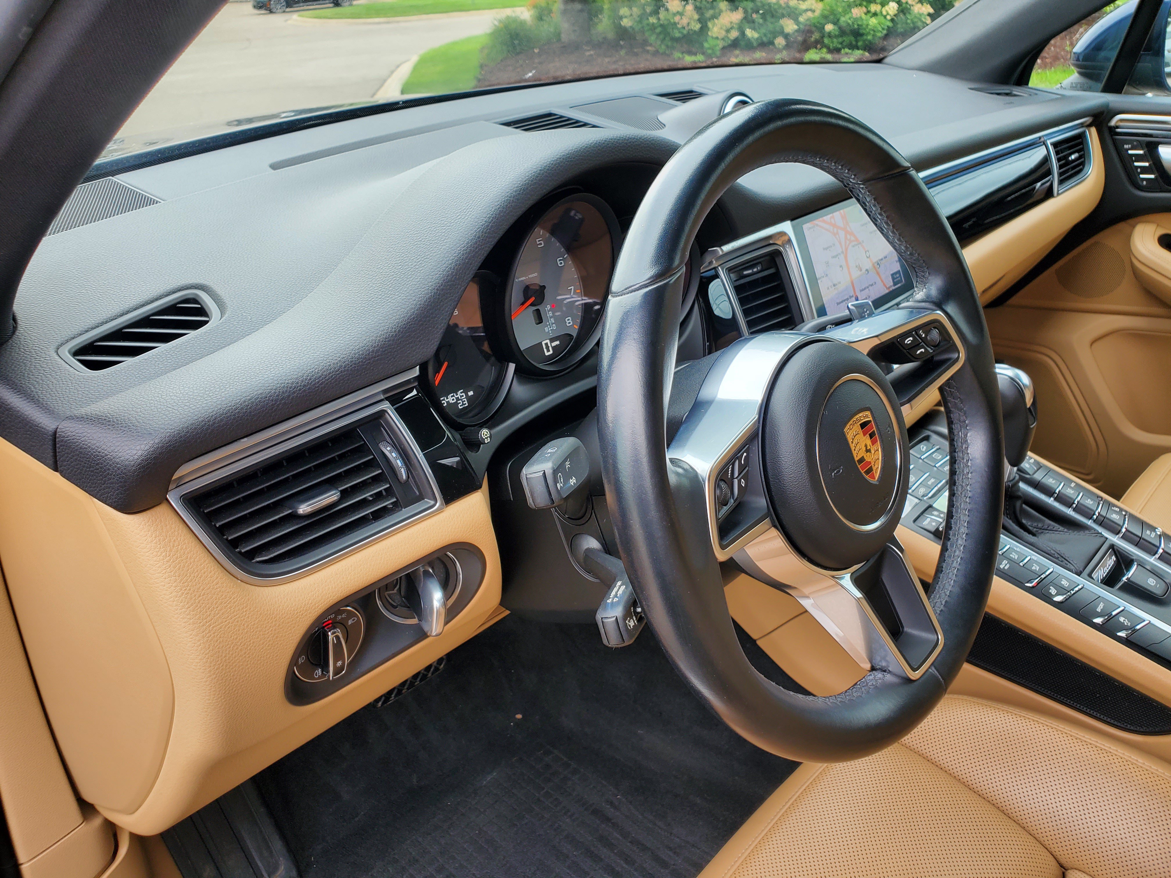 Used 2018 Porsche Macan S AWD/4WD image 11
