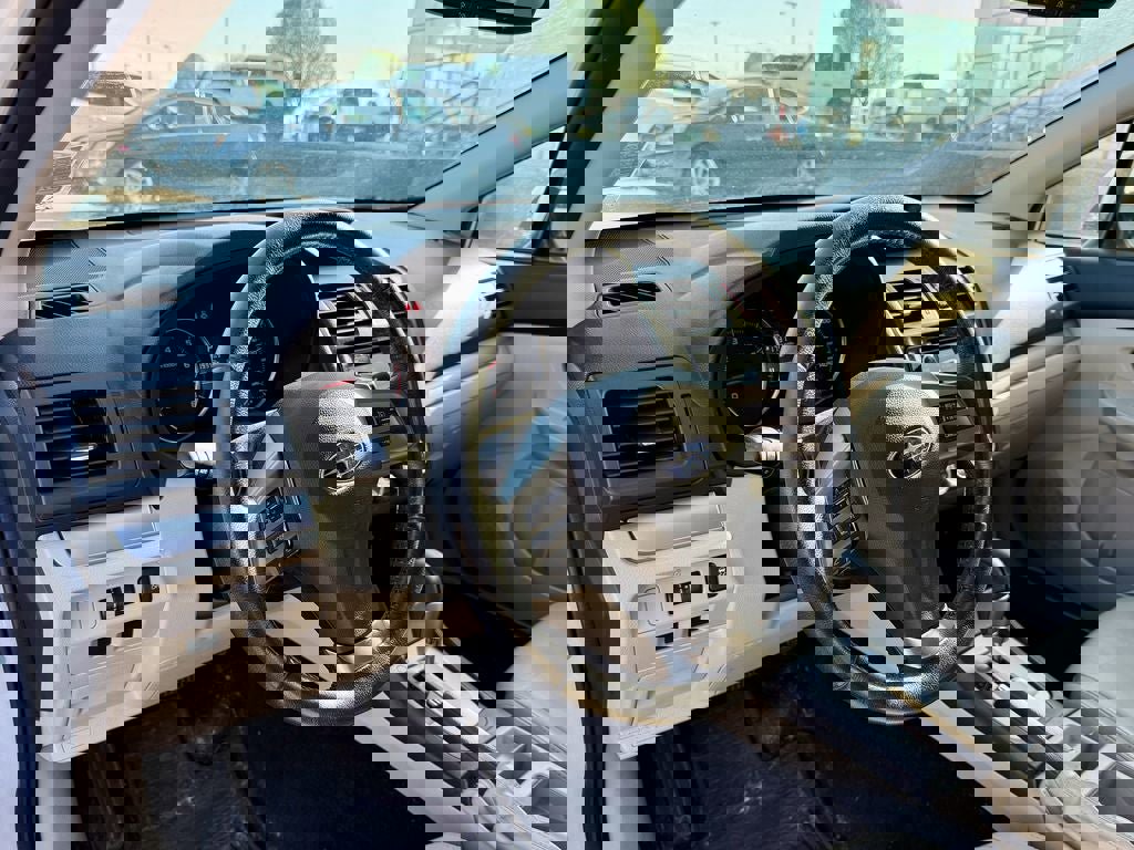 Used 2014 Subaru Crosstrek 2.0i Limited AWD/4WD image 9