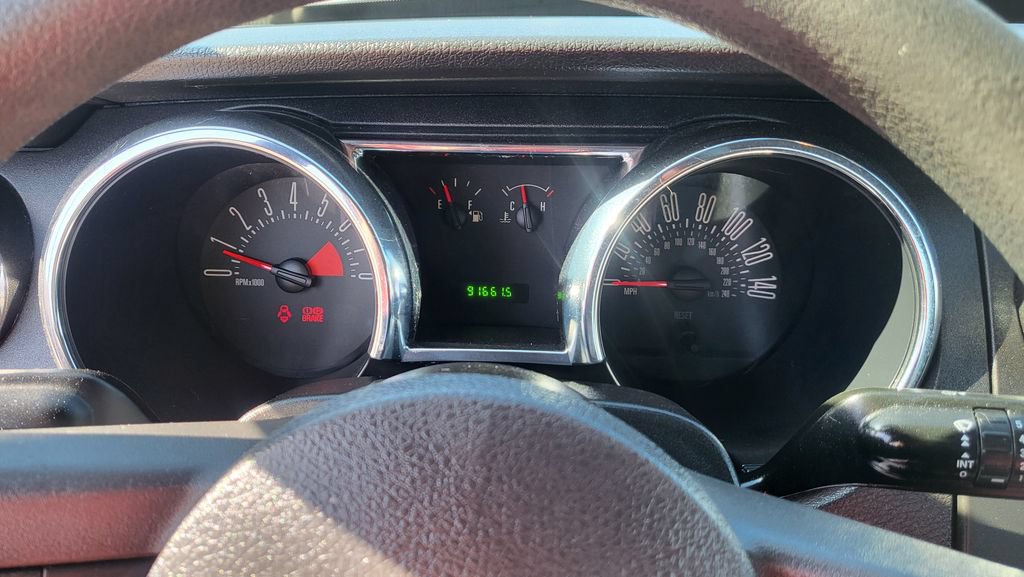 Used 2008 Ford Mustang GT Premium RWD image 25