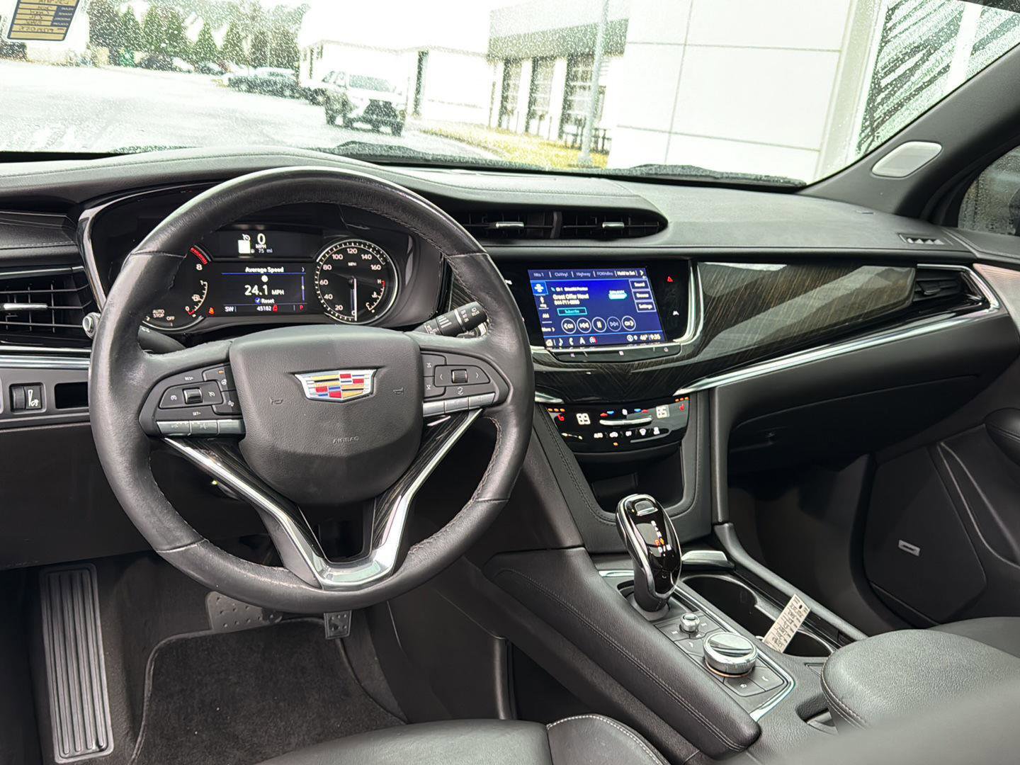 Used 2021 Cadillac XT6 Premium Luxury image 16