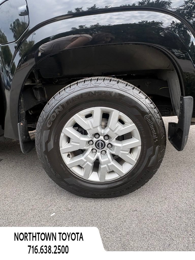 Used 2023 Nissan Frontier SV w/ SV Convenience Package AWD/4WD image 10